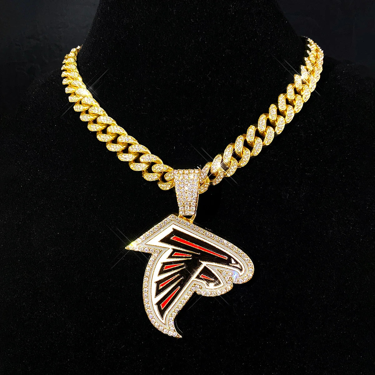 Sports LOGO Pendant Necklace with Iced Out Cuban Chains for Football Fans