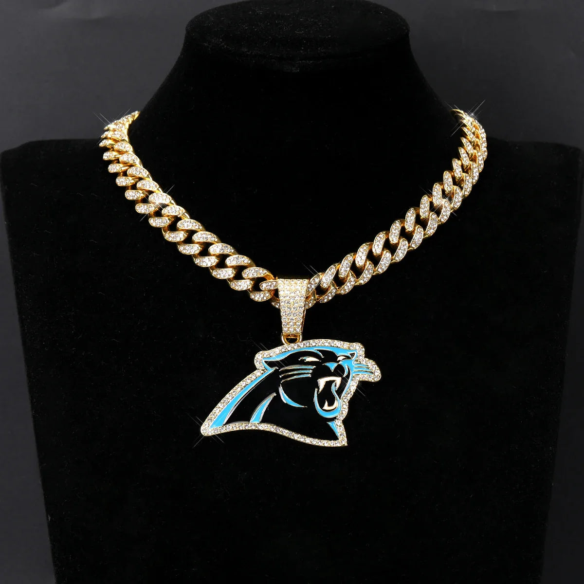 Sports LOGO Pendant Necklace with Iced Out Cuban Chains for Football Fans