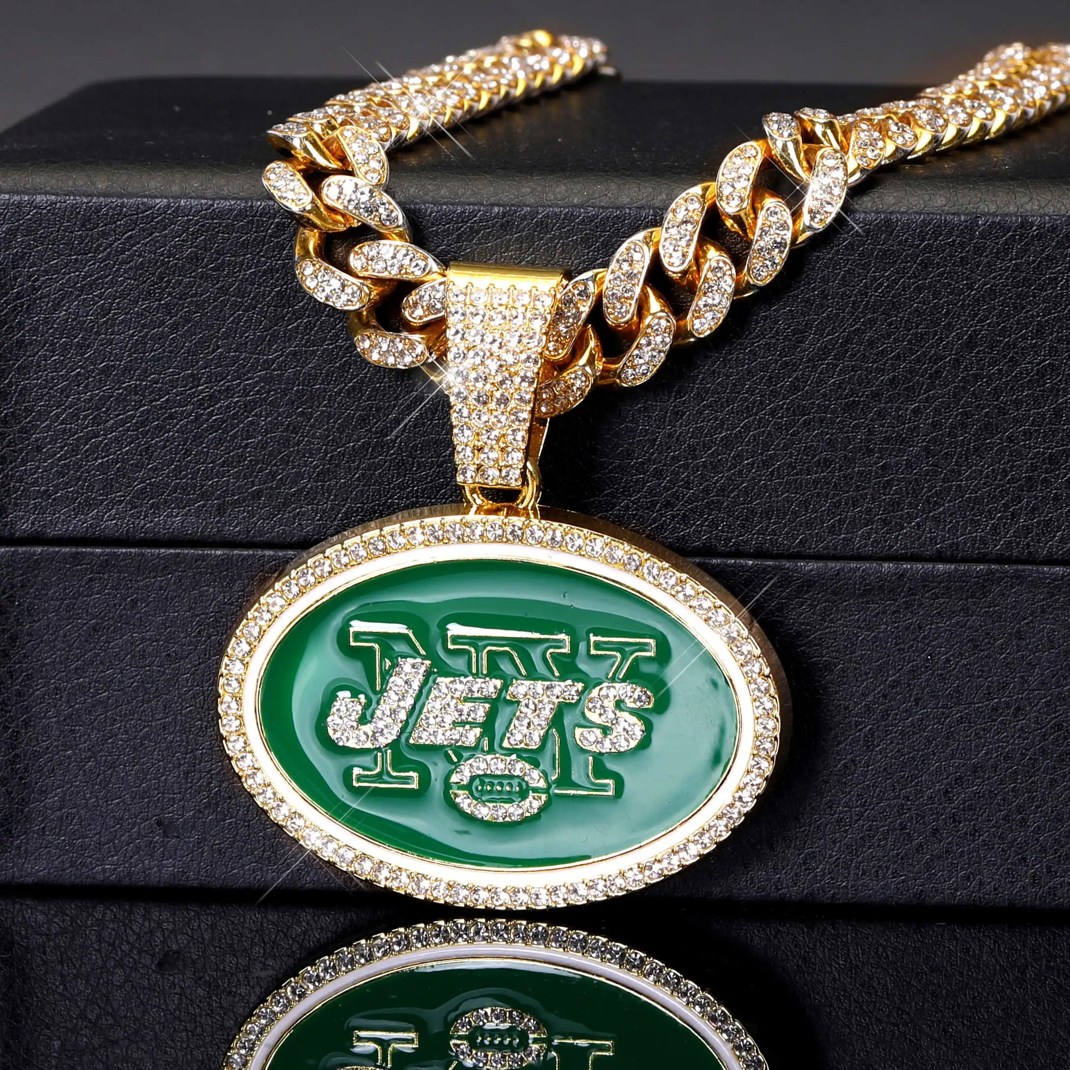 Sports LOGO Pendant Necklace with Iced Out Cuban Chains for Football Fans